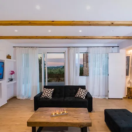Magnolia Homes Zakynthos 펜션 *